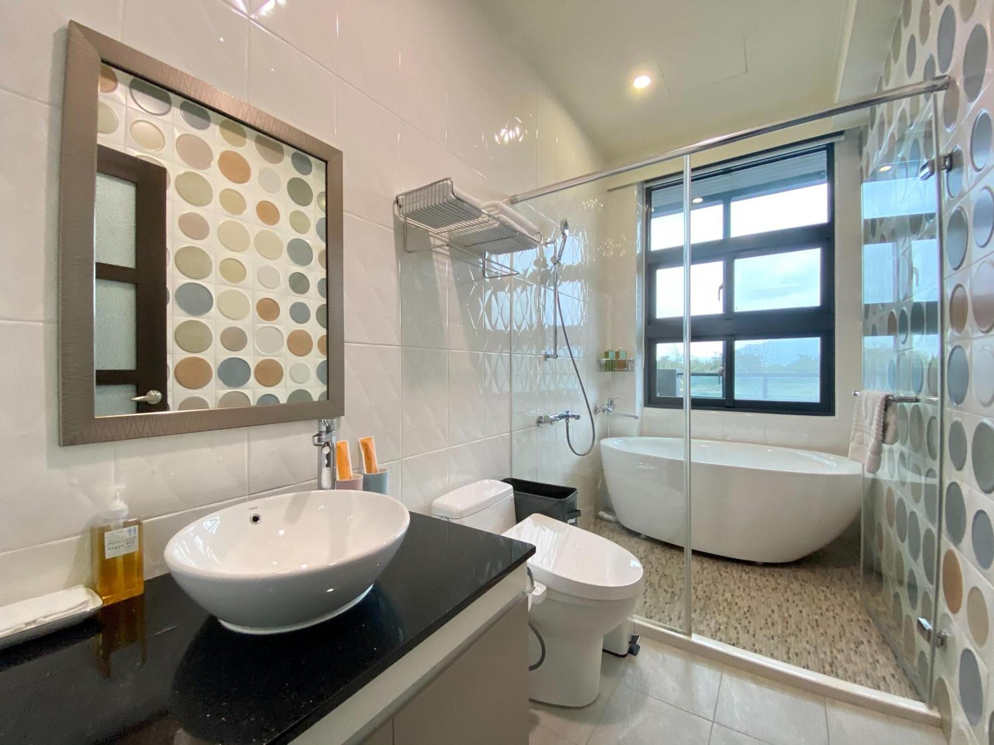 Follow The Cloud B&B Jialin Стая снимка